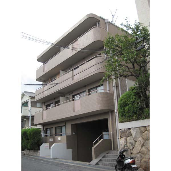 HACHIBUSE六甲の外観