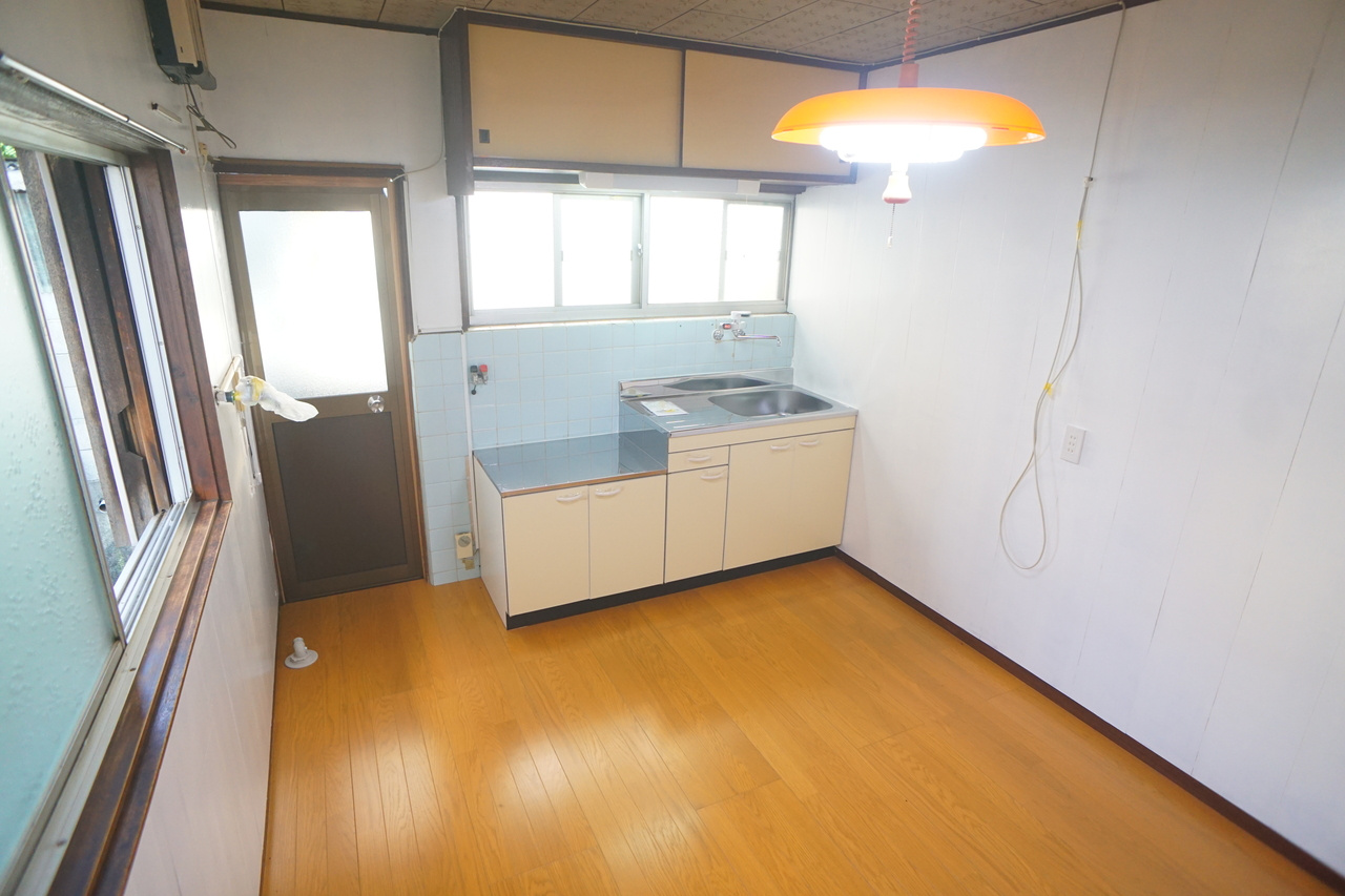 興留５丁目戸建の居間・リビング