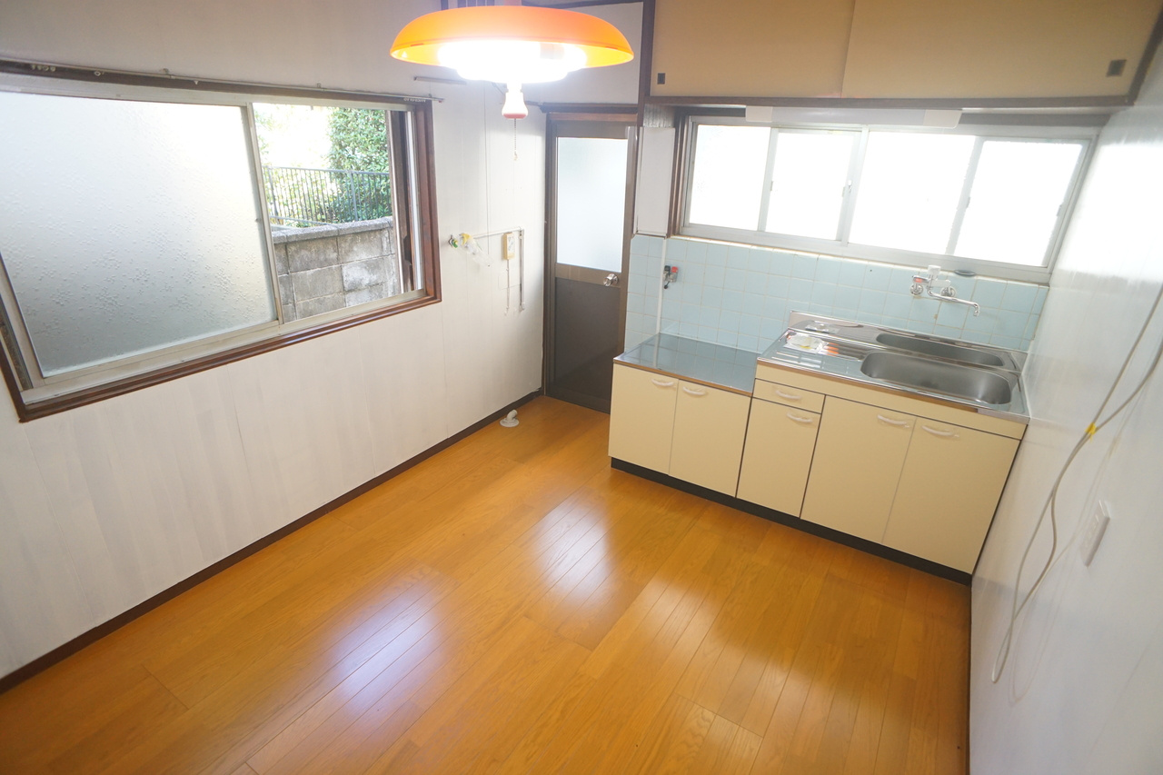 興留５丁目戸建の居間・リビング