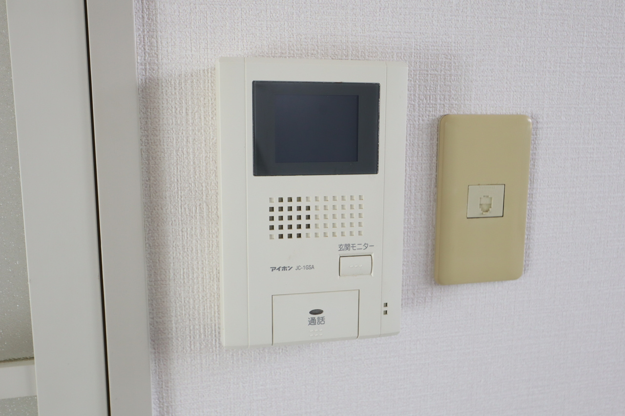 ヴィレッジ万葉Ｃ棟のセキュリティ