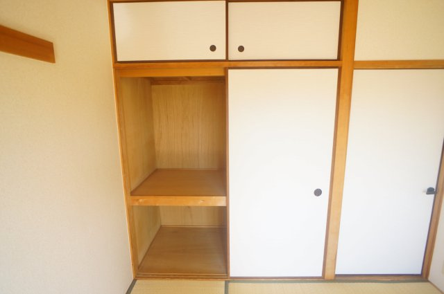 エレガンス登美ヶ丘の収納