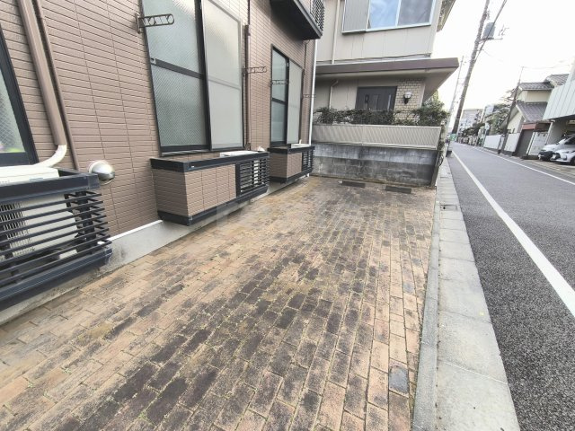 杉並区桃井４丁目のアパートの駐車場