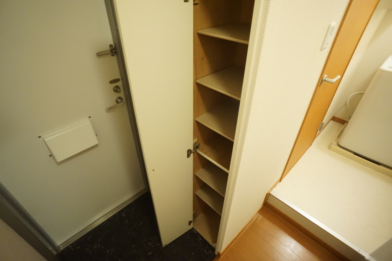 レオパレス冨田Ⅳの収納