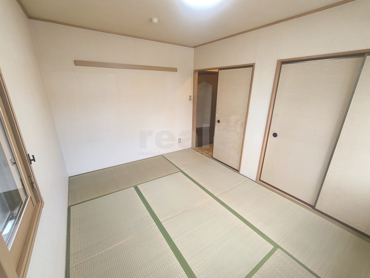 三鷹市中原３丁目のアパートの和室