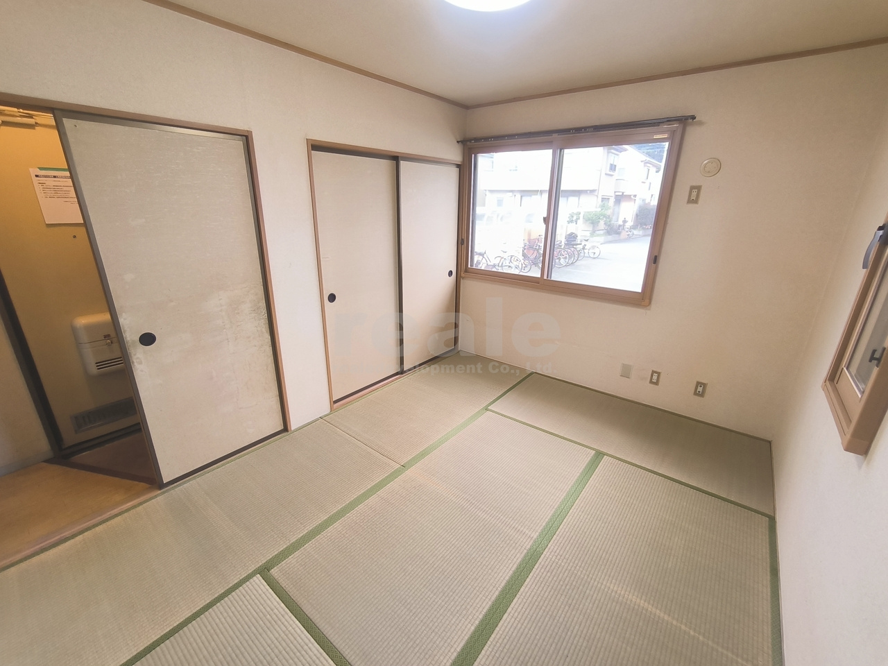 三鷹市中原３丁目のアパートの和室