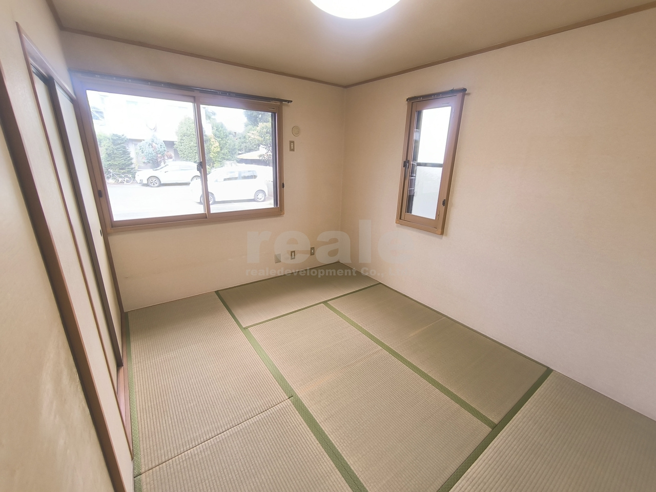 三鷹市中原３丁目のアパートの和室