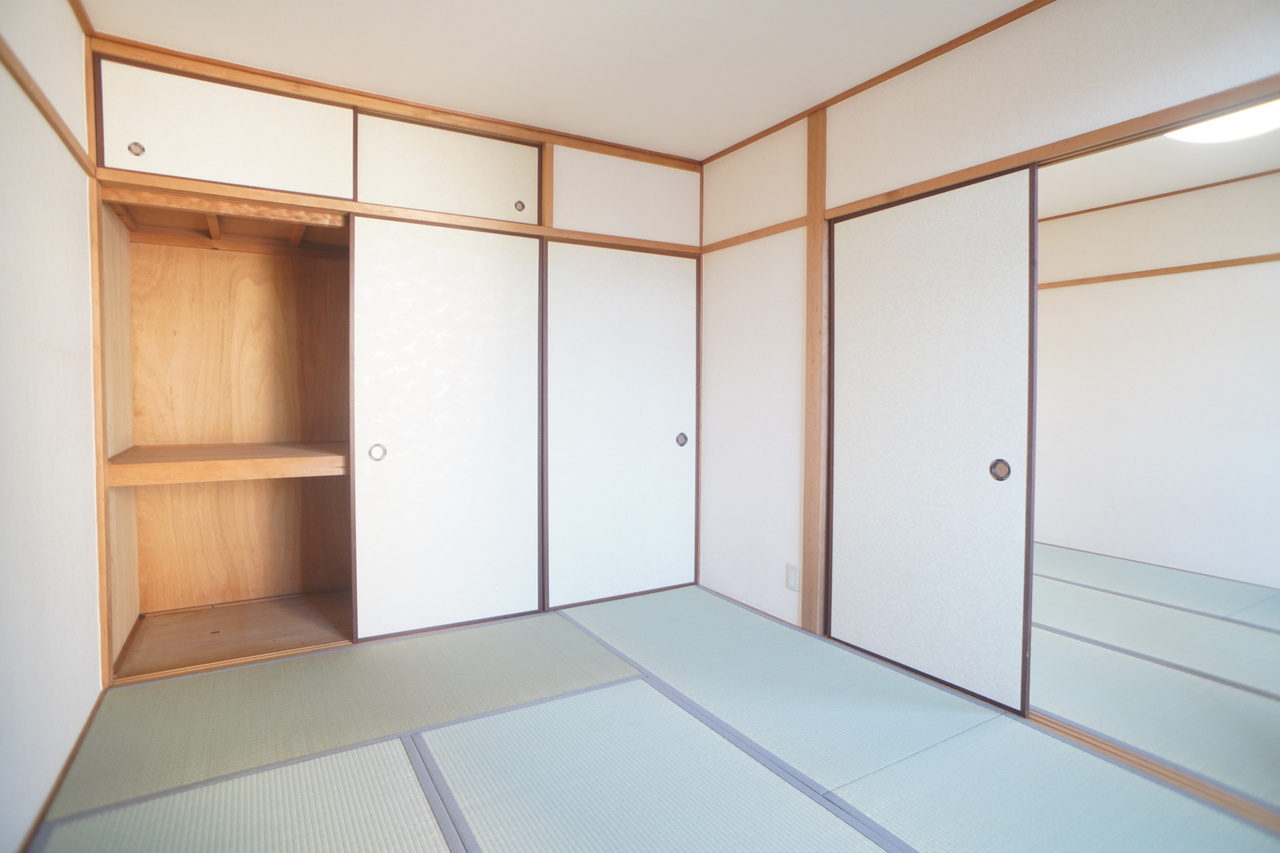 野島マンションの和室
