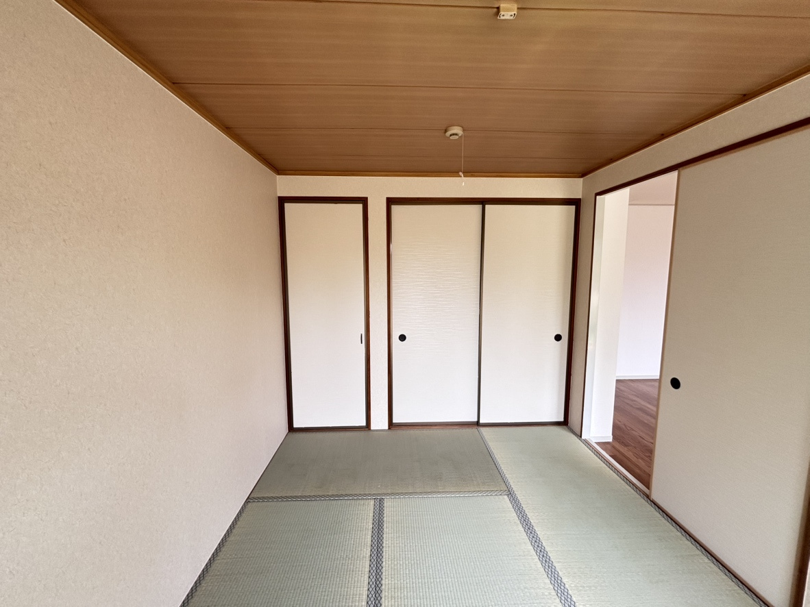 アルカディア真上台A棟の和室