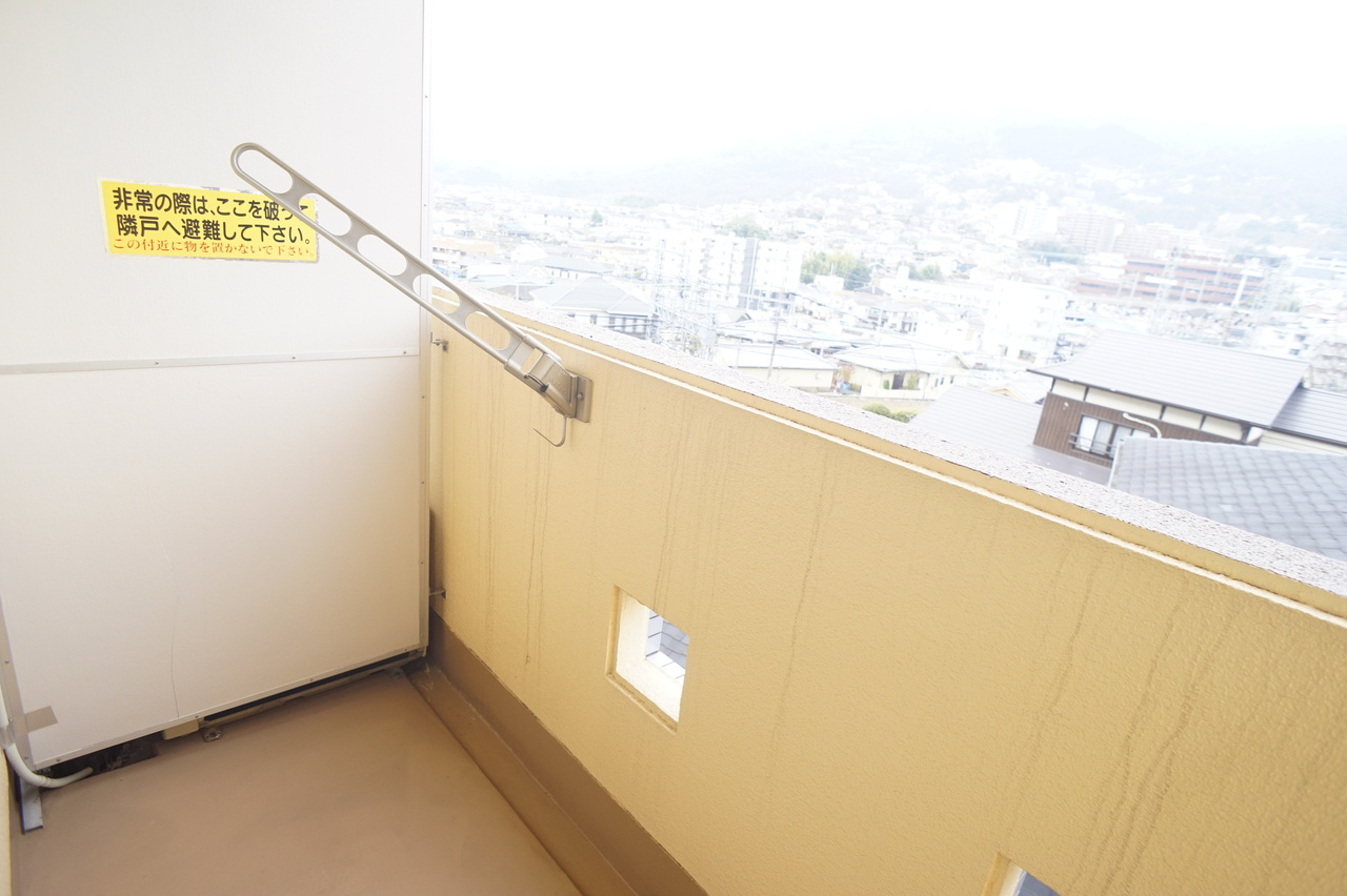 シティパレス生駒谷田町P7のバルコニー