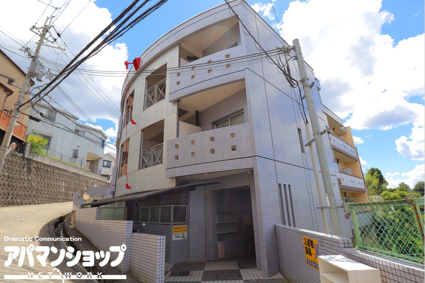 シティパレス生駒谷田町P7の外観