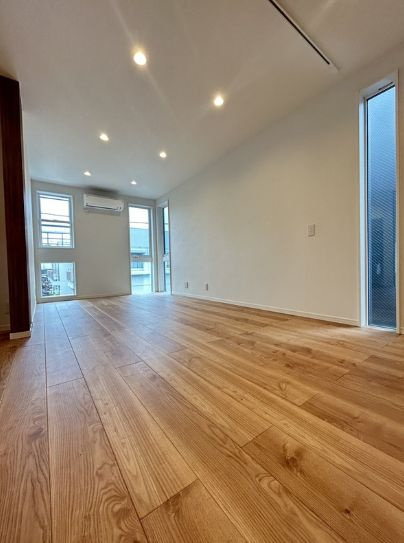 岸町6丁目戸建