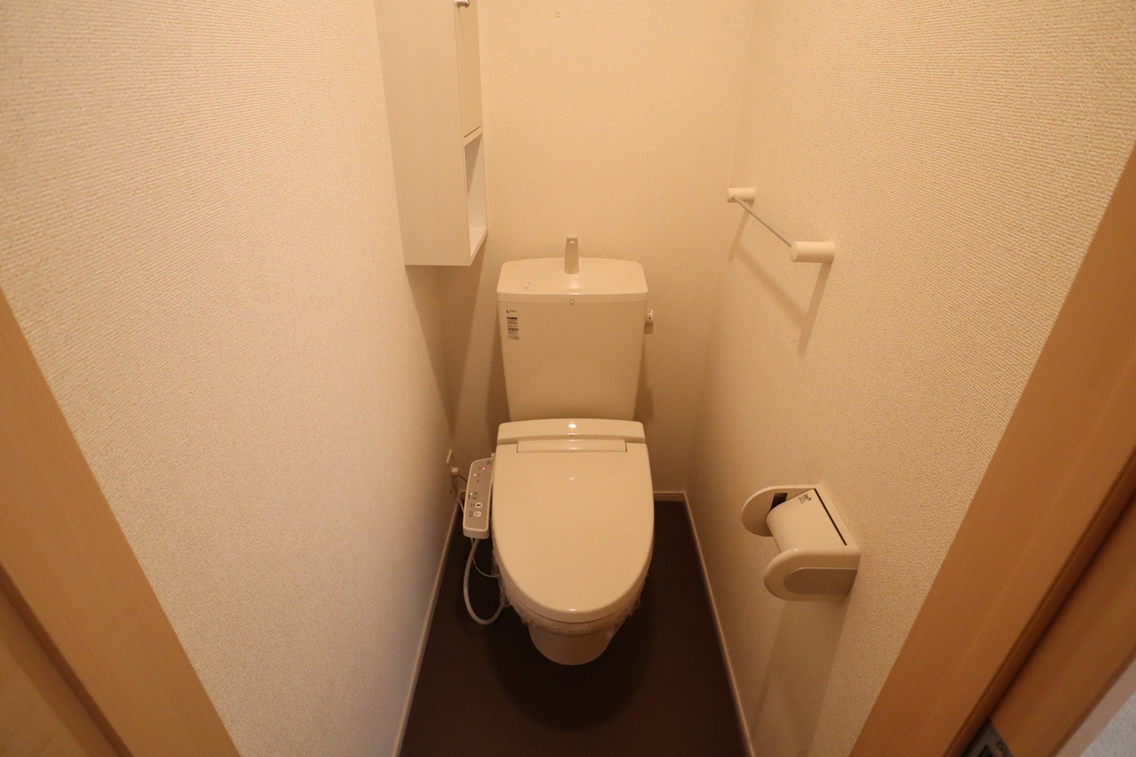 橿原市白橿町３丁目のアパートの玄関