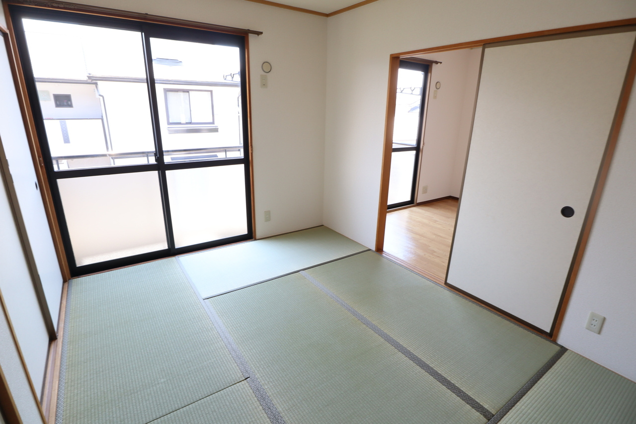 グリーンハイツ4号館の和室