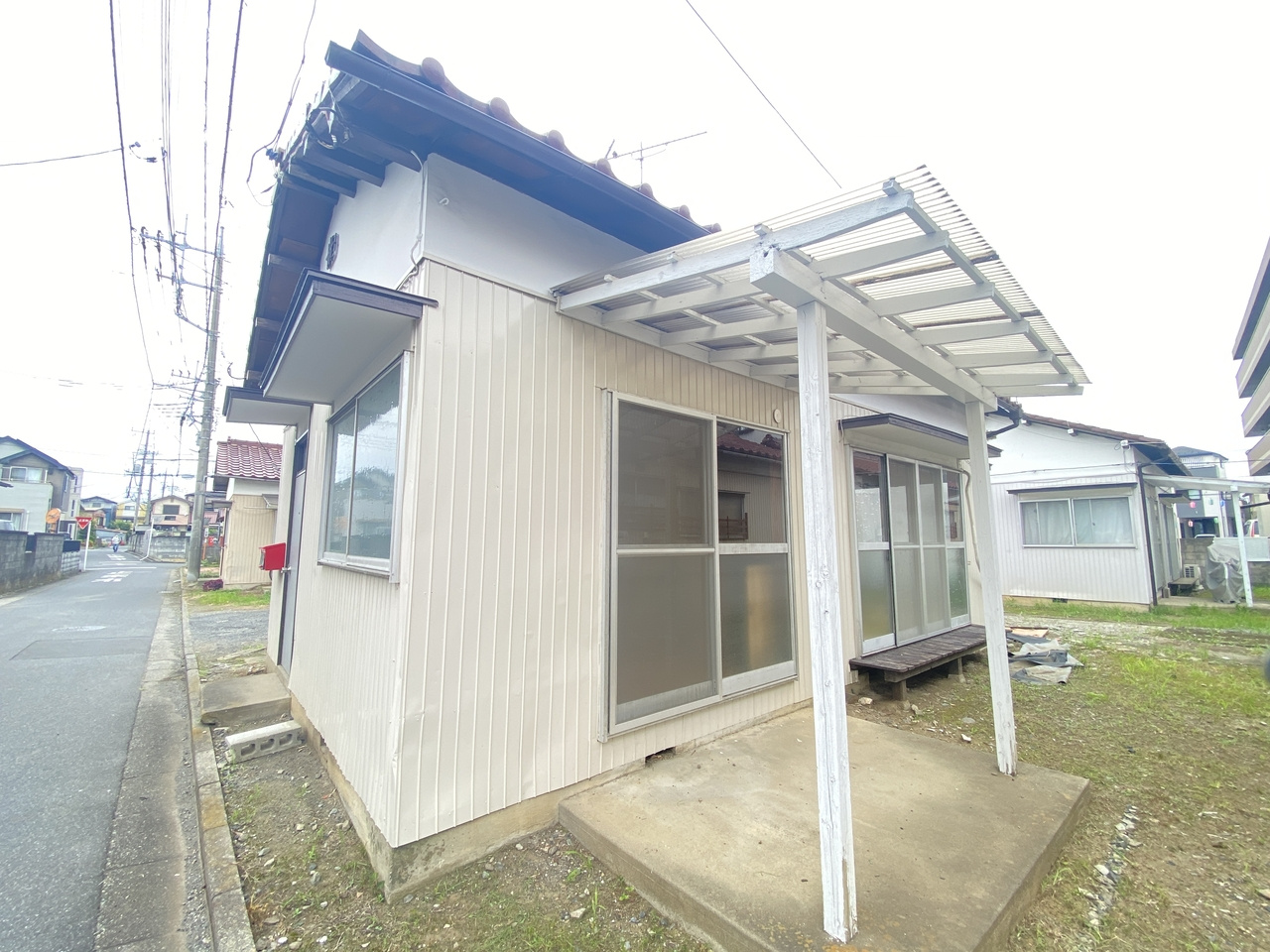 井原様方貸家の外観