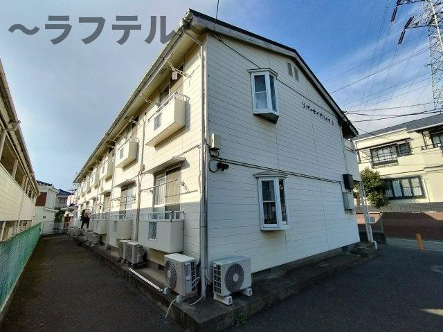 リバーサイドハイツA棟の外観
