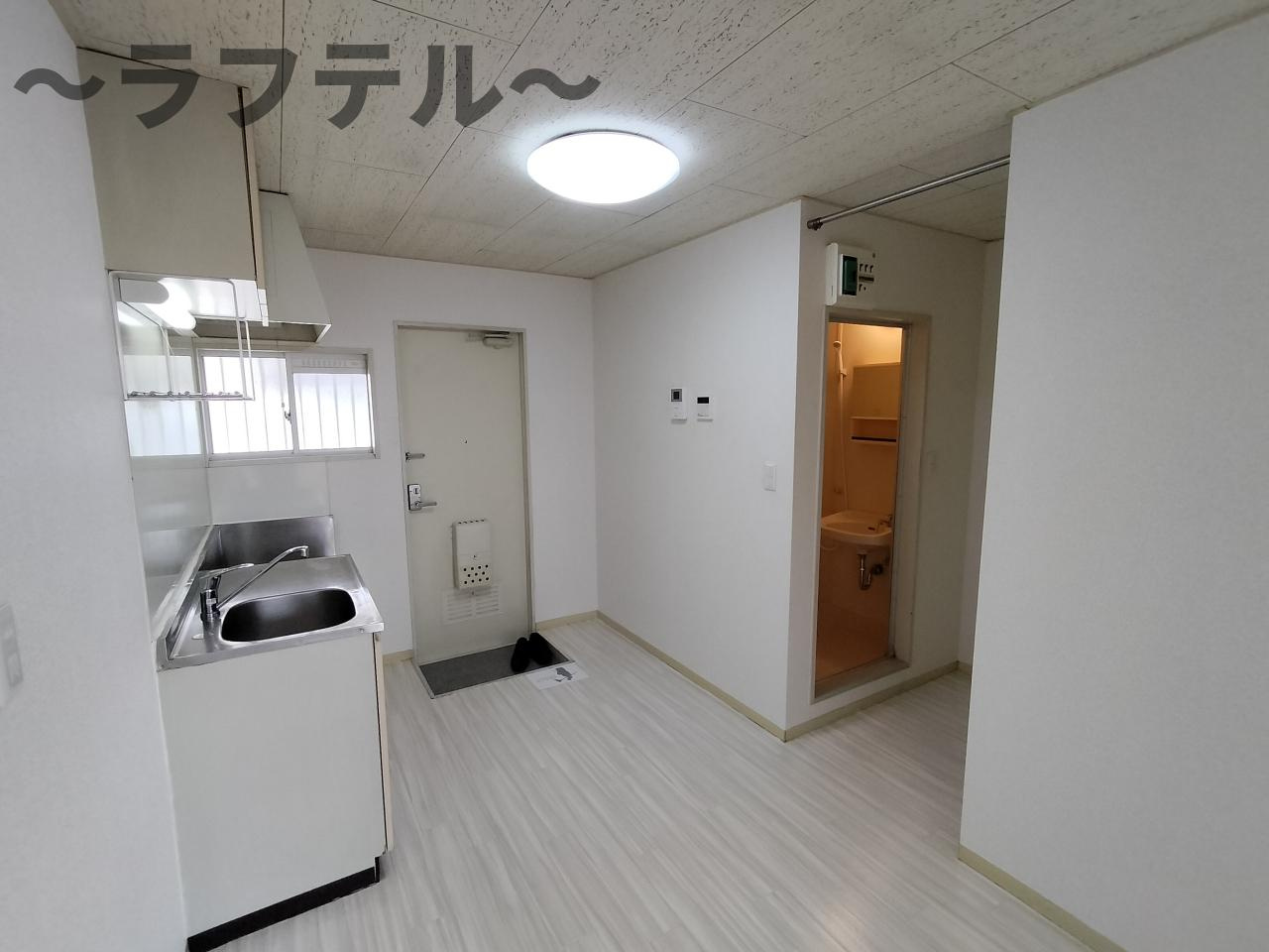 リバーサイドハイツA棟のキッチン|別号室イメージ写真