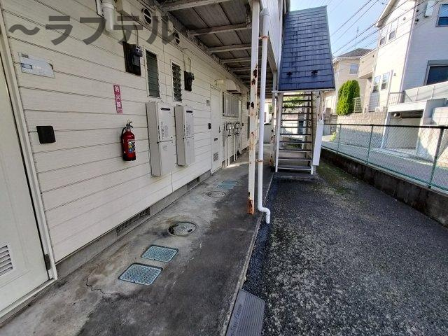 リバーサイドハイツA棟のロビー
