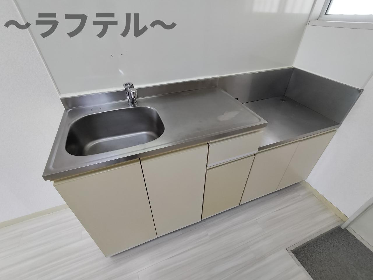 リバーサイドハイツA棟のキッチン|別部屋イメージ写真