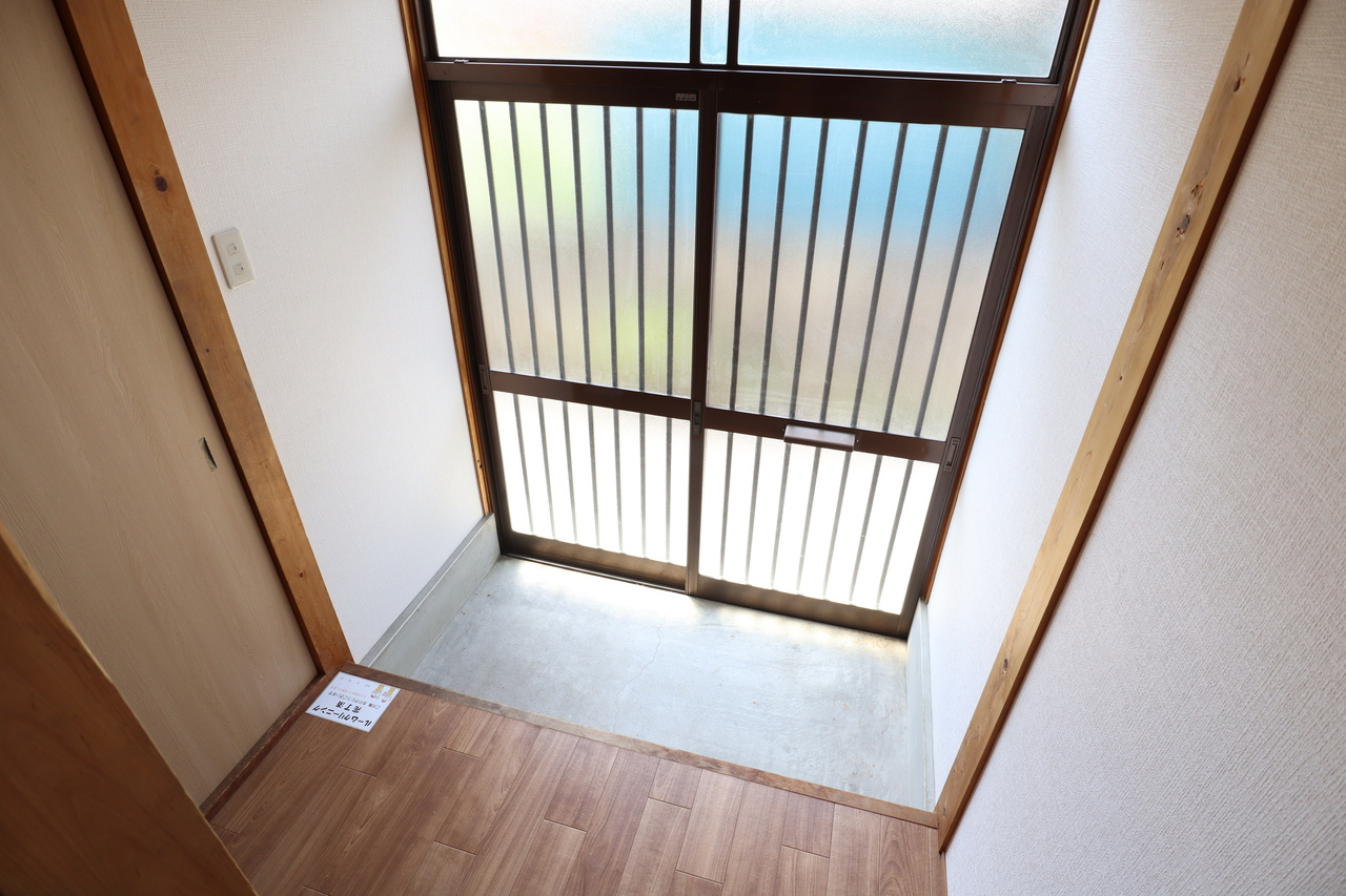 藤井住宅の玄関