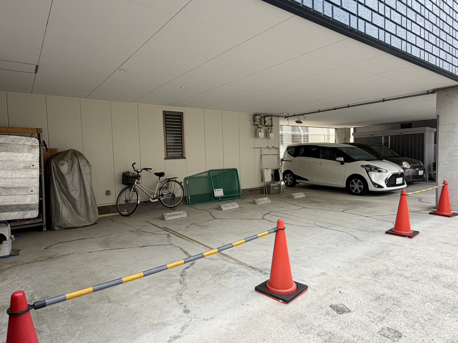 K’sブレジオの駐車場