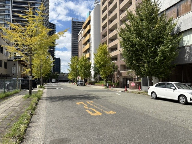 三和理研ビルの駐車場