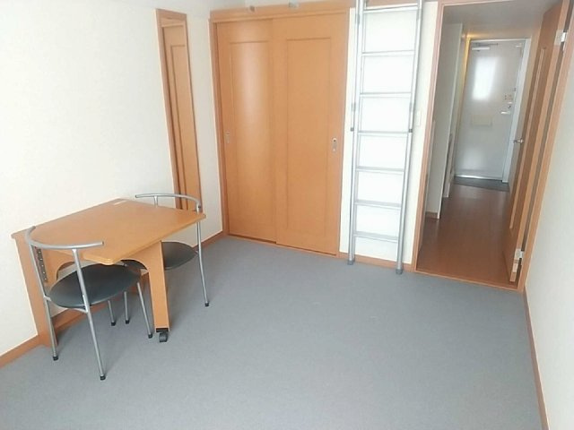 レオパレスＴＡＫＡ　デルタの居間・リビング