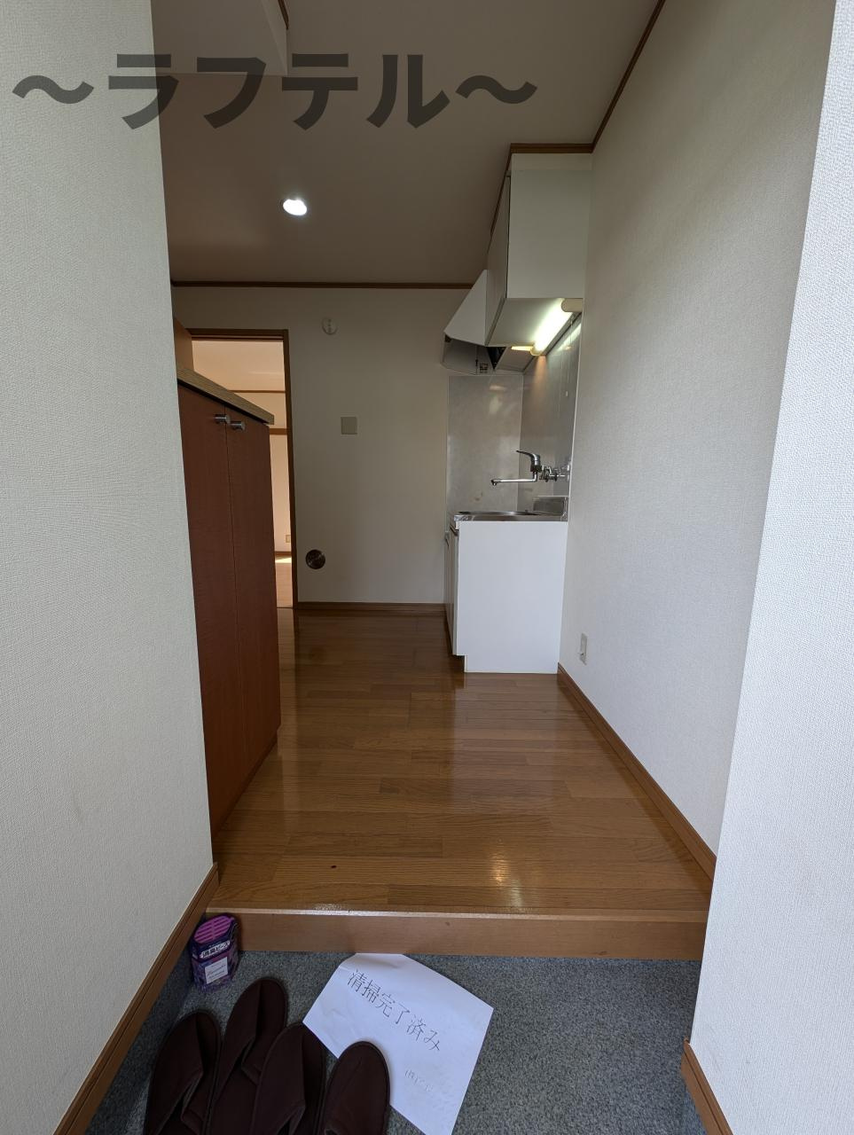 グリーンサイドの玄関|別部屋イメージ写真
