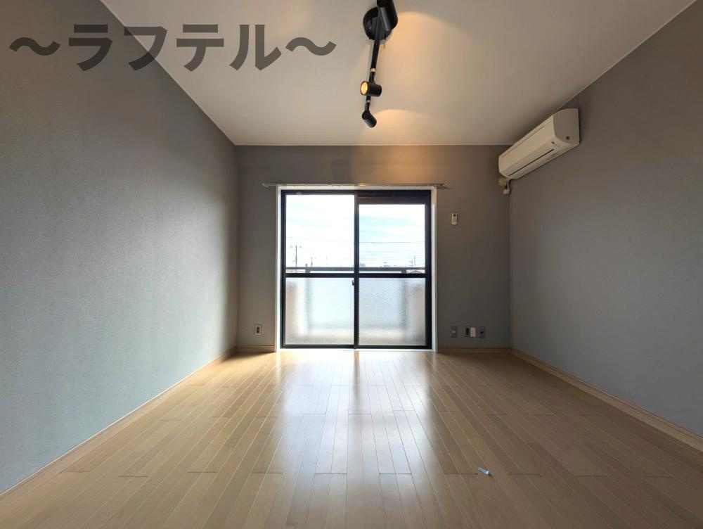 所沢市小手指町１丁目の賃貸マンションの寝室