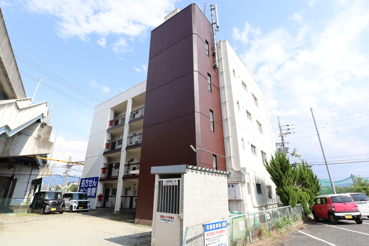 白樫マンションの外観