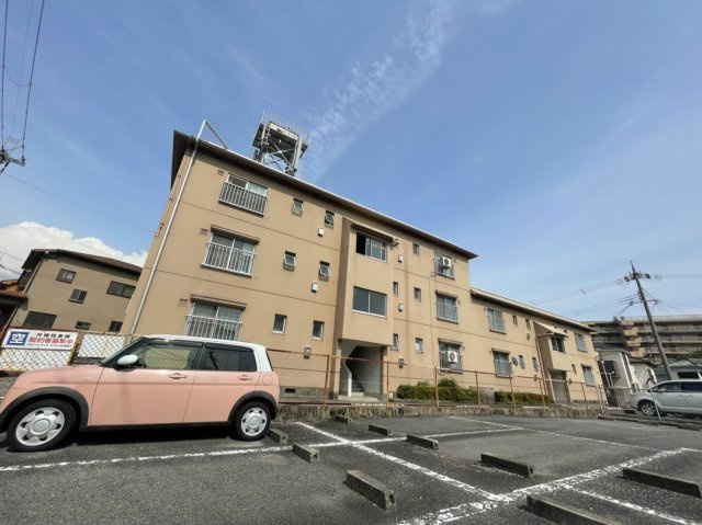 ヴィルドミール富雄の外観