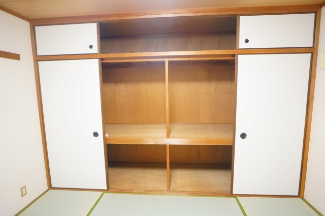 ヴィルドミール富雄の収納