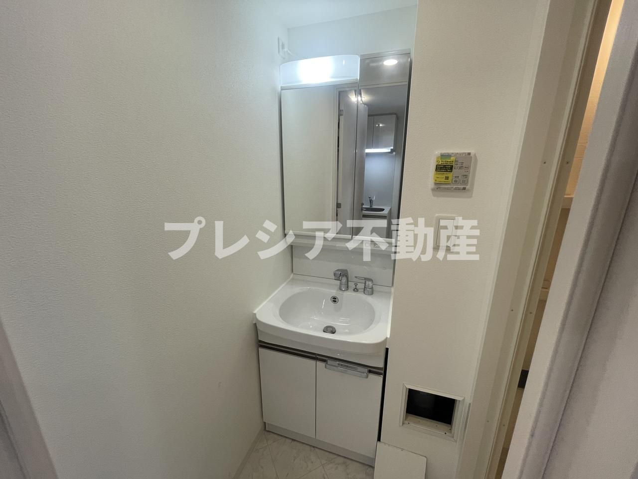 ソルテラス甲子園口クレアストの独立洗面台