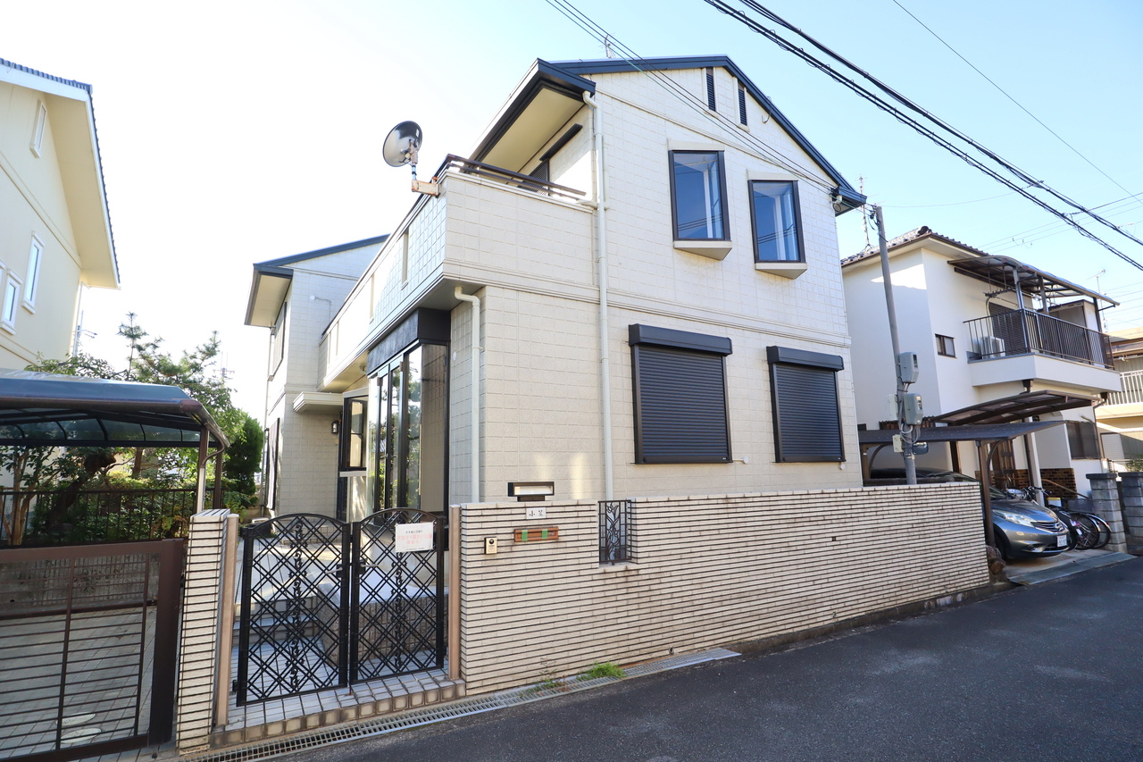 橿原市北妙法寺町戸建の外観
