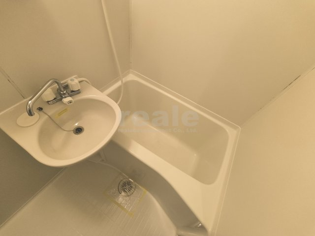 杉並区松庵２丁目のアパートの浴室
