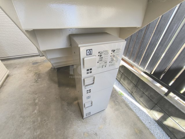 杉並区松庵２丁目のアパートのエントランス
