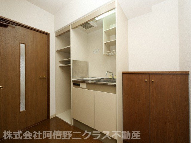 エストゥディオ・アヴァンサルのキッチン|内装は別部屋の参考写真です。