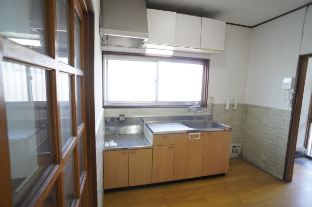 上牧町米山台戸建のキッチン