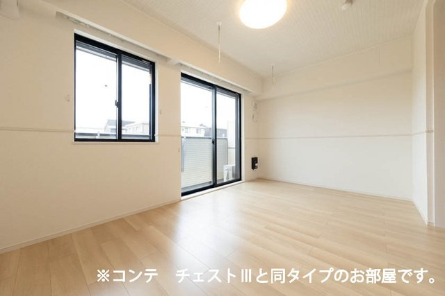 サンガーデン・Ｍの居間・リビング