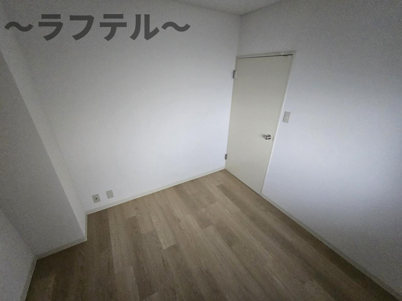 入間市駅前ビルの内装|別部屋イメージ写真