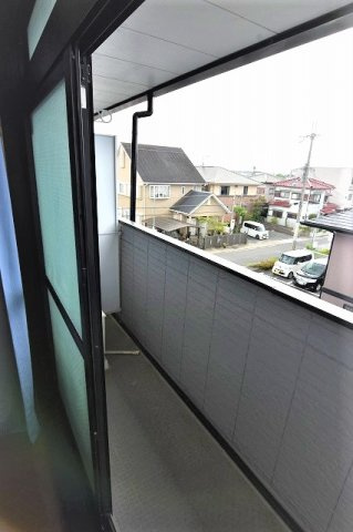 レオパレスイケダのバルコニー