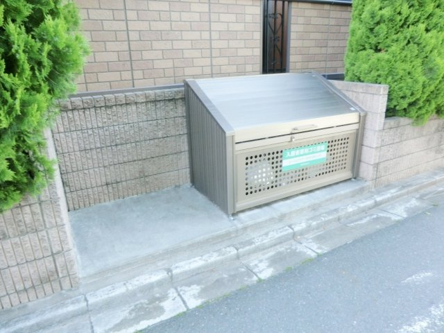 アネシスのその他共用部分|☆敷地内ごみ置き場☆