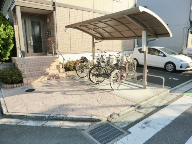 アネシスのその他共用部分|☆敷地内に屋根付き駐輪場☆※空きは要確認です。