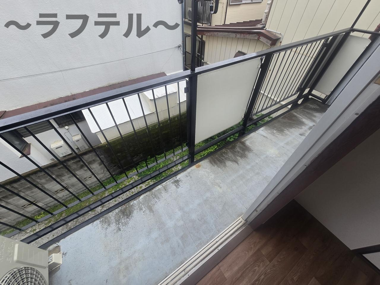 芙蓉荘のバルコニー