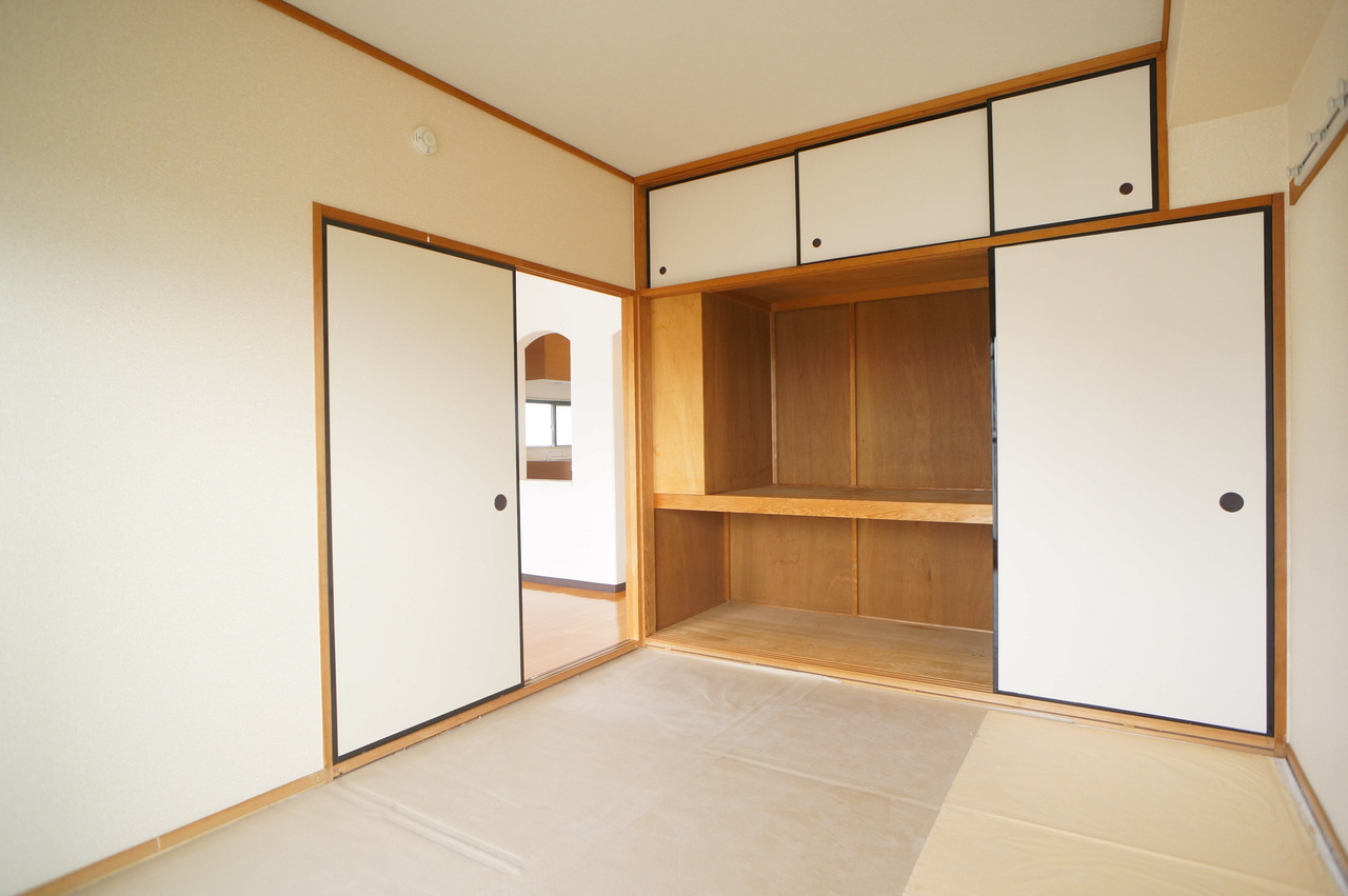ラフォーレ学園前の和室