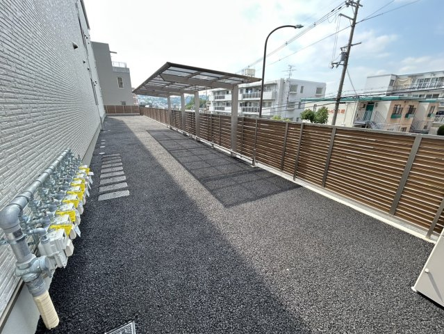 GRM富雄元町の駐車場