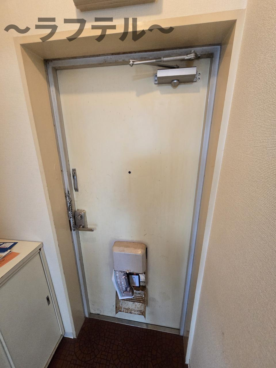 JUN狭山ヶ丘コートの玄関