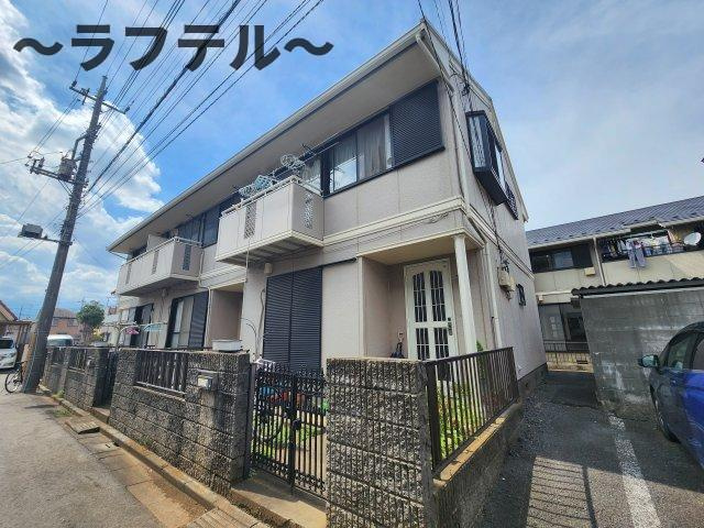 グランカーサA棟の外観