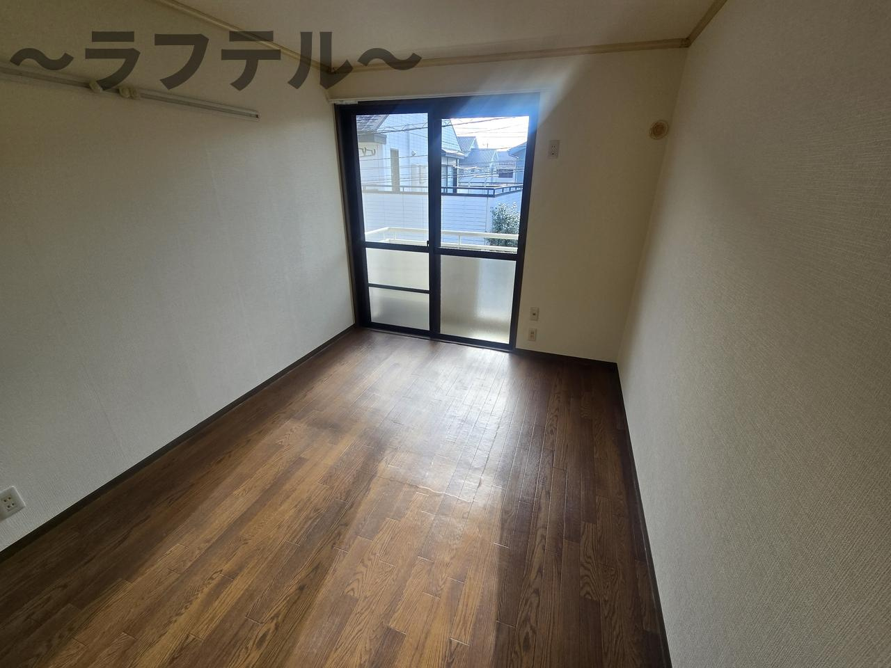 グランカーサA棟の洋室
