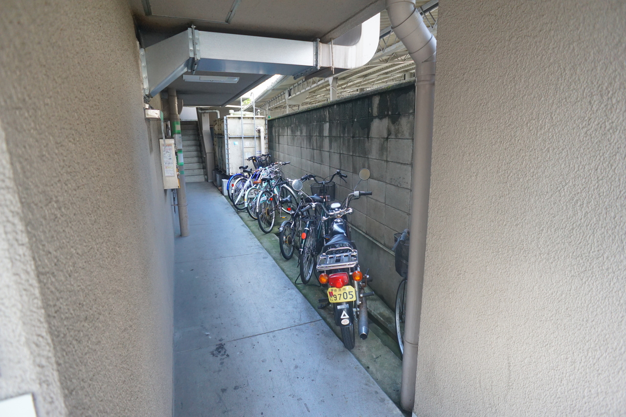 大宮一丁目ビルの駐車場