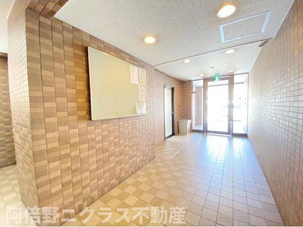 フロレスコ昭和町のロビー